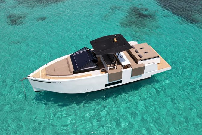 De Antonio D34 Open | Delito