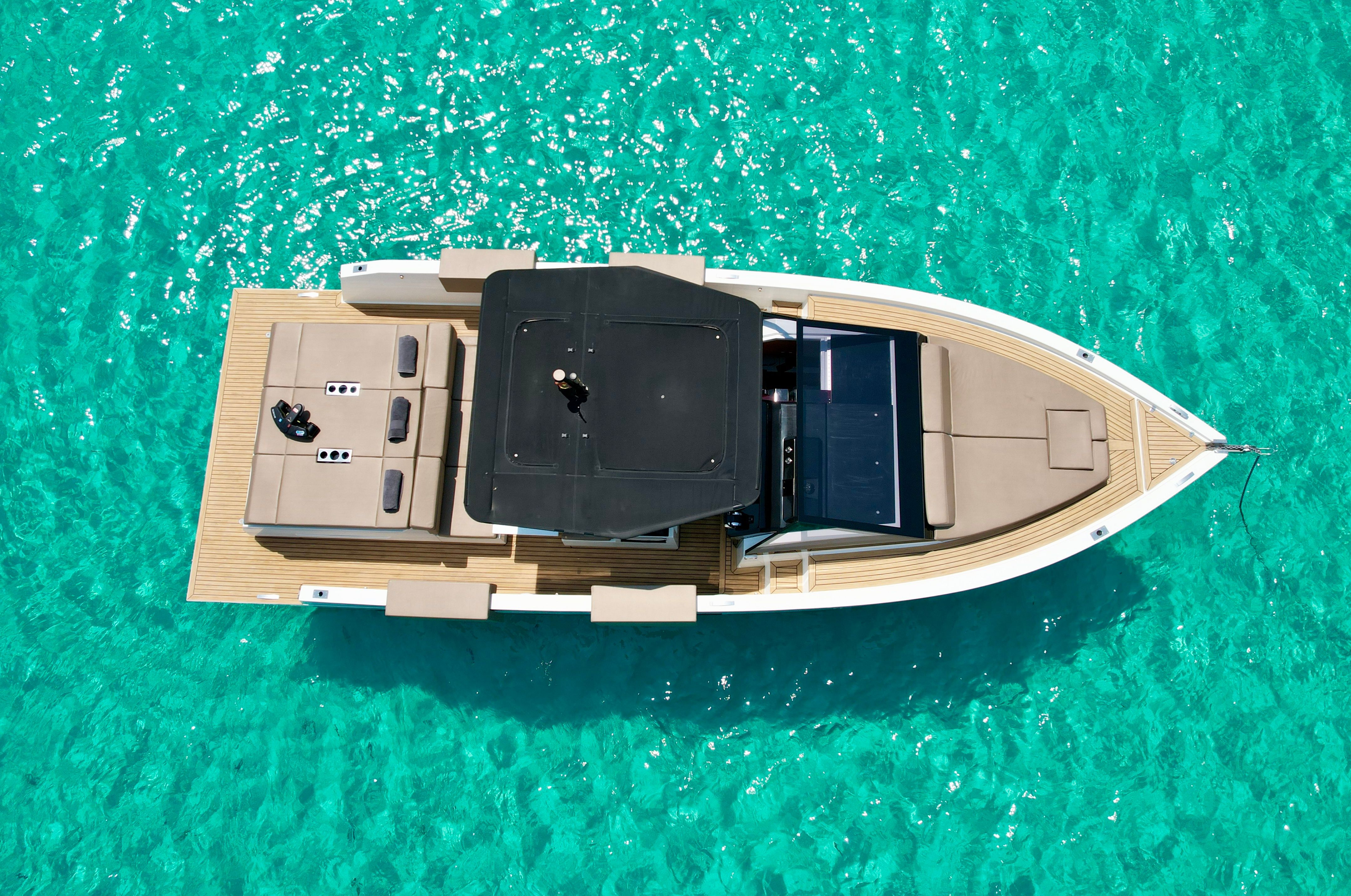 De Antonio D34 Open | Delito