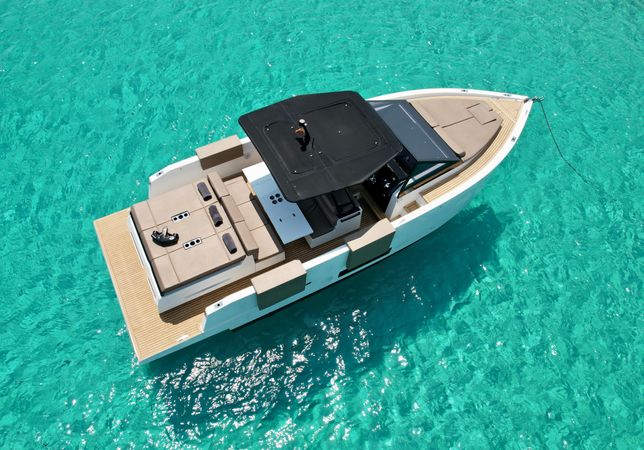 De Antonio D34 Open | Delito