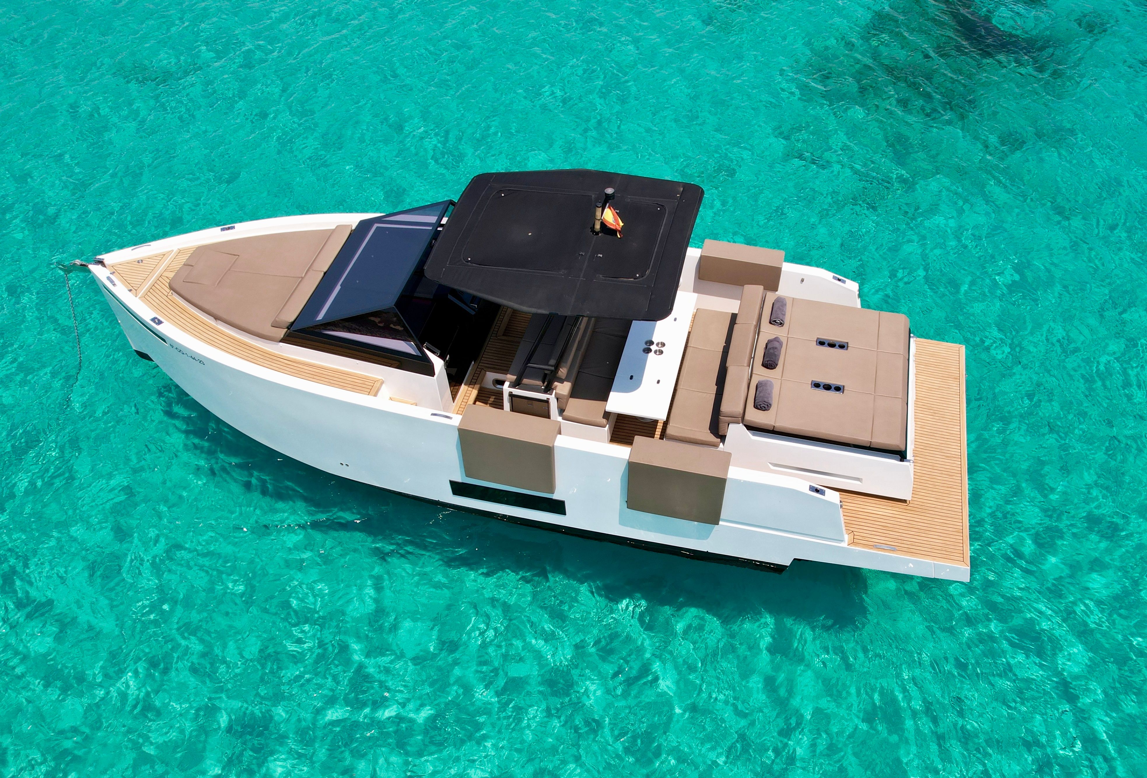 De Antonio D34 Open | Delito