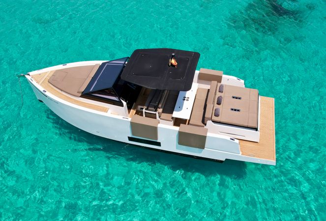 De Antonio D34 Open | Delito