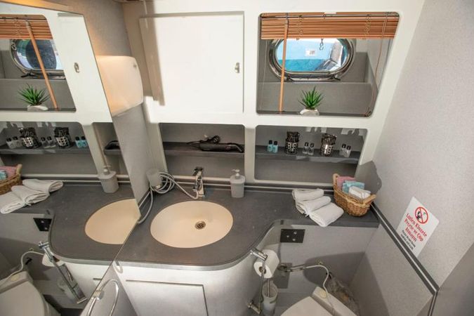 Custom Built 85 | Poseidon F