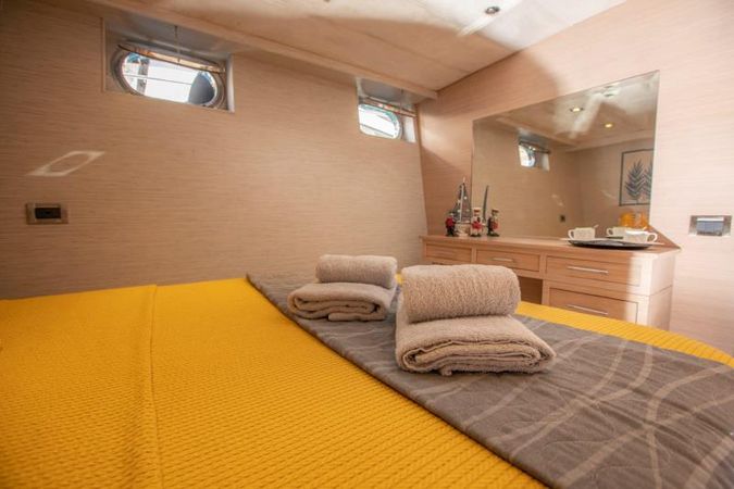 Custom Built 85 | Poseidon F