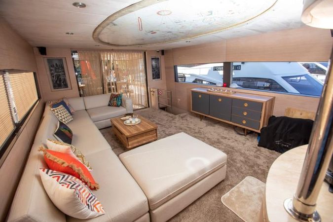 Custom Built 85 | Poseidon F