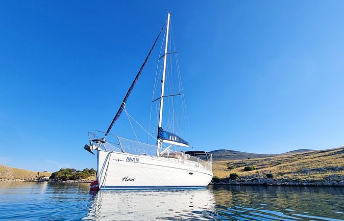 Bavaria Cruiser 37 | Hani