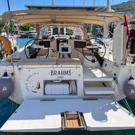 Dufour 430 | Brahms