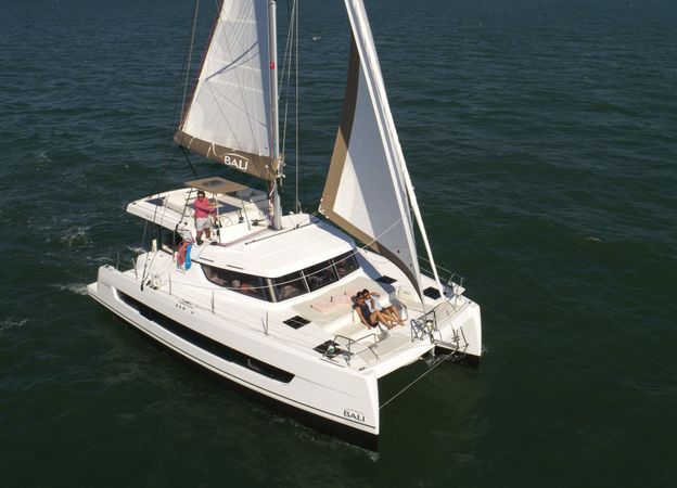 Bali Catspace | Steady Streamer