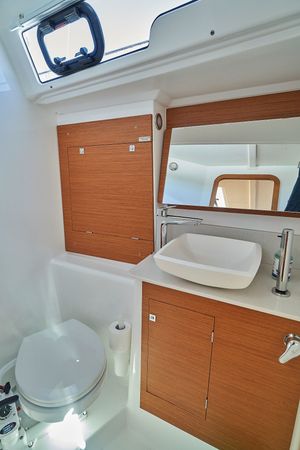 Dufour 390 | Infinity