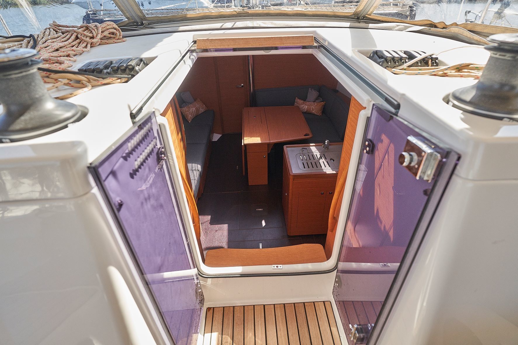 Dufour 390 | Infinity