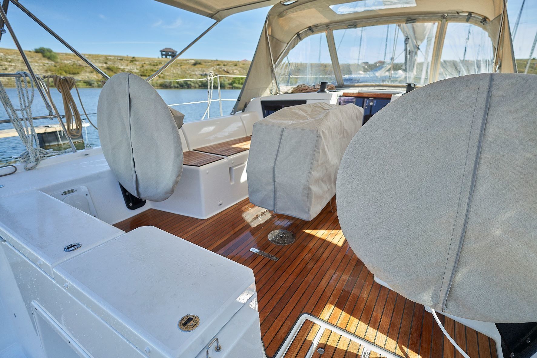 Dufour 390 | Infinity