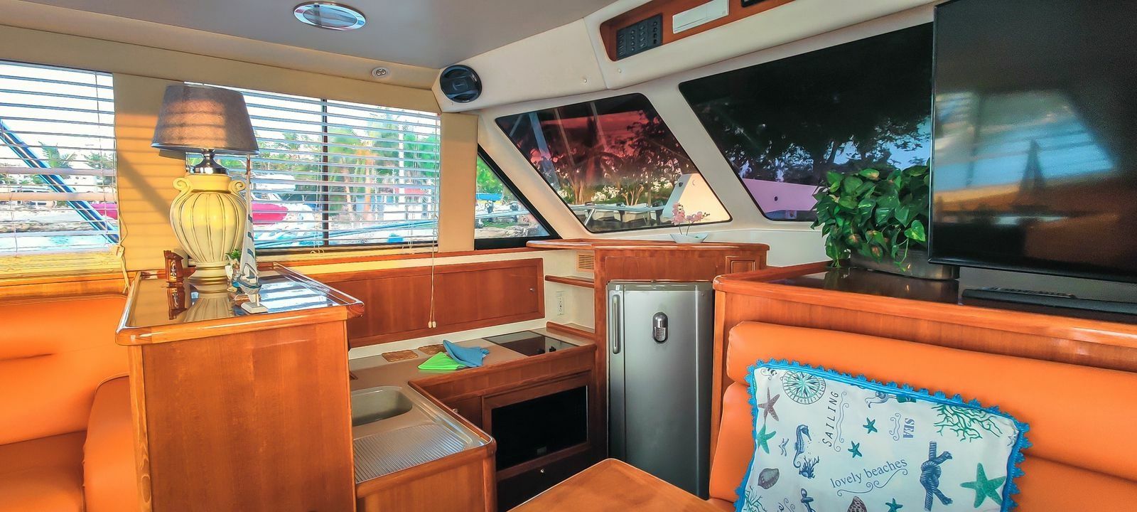 Riviera 49 | Marcelle