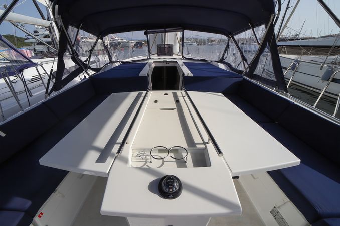 Beneteau Oceanis 51.1 | Artemide