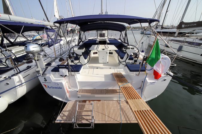 Beneteau Oceanis 51.1 | Artemide