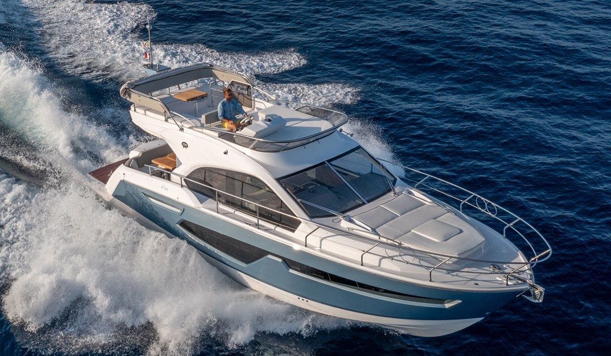 Sessa Fly 42 | Noa