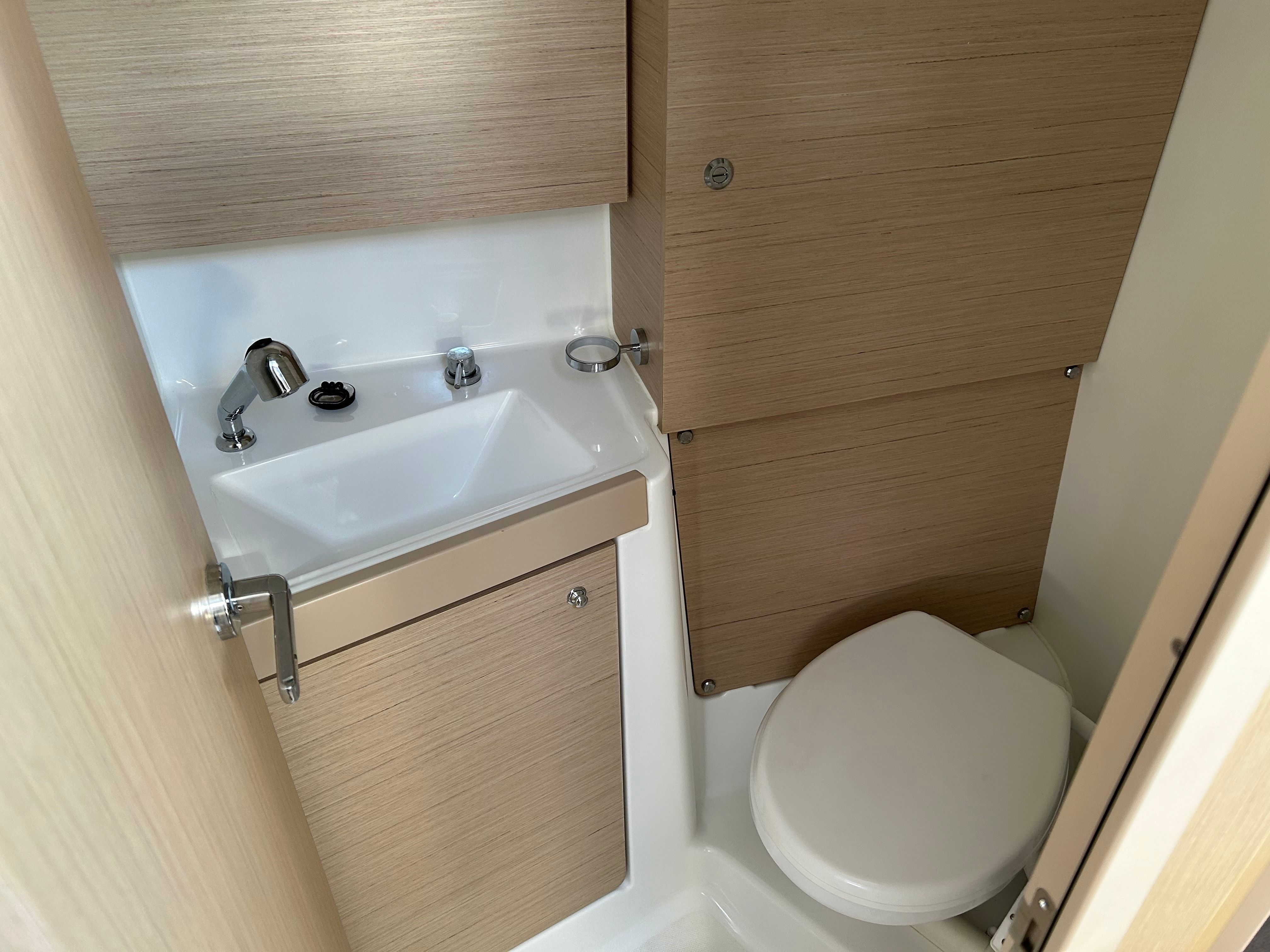 Beneteau Oceanis 38.1 | Helena