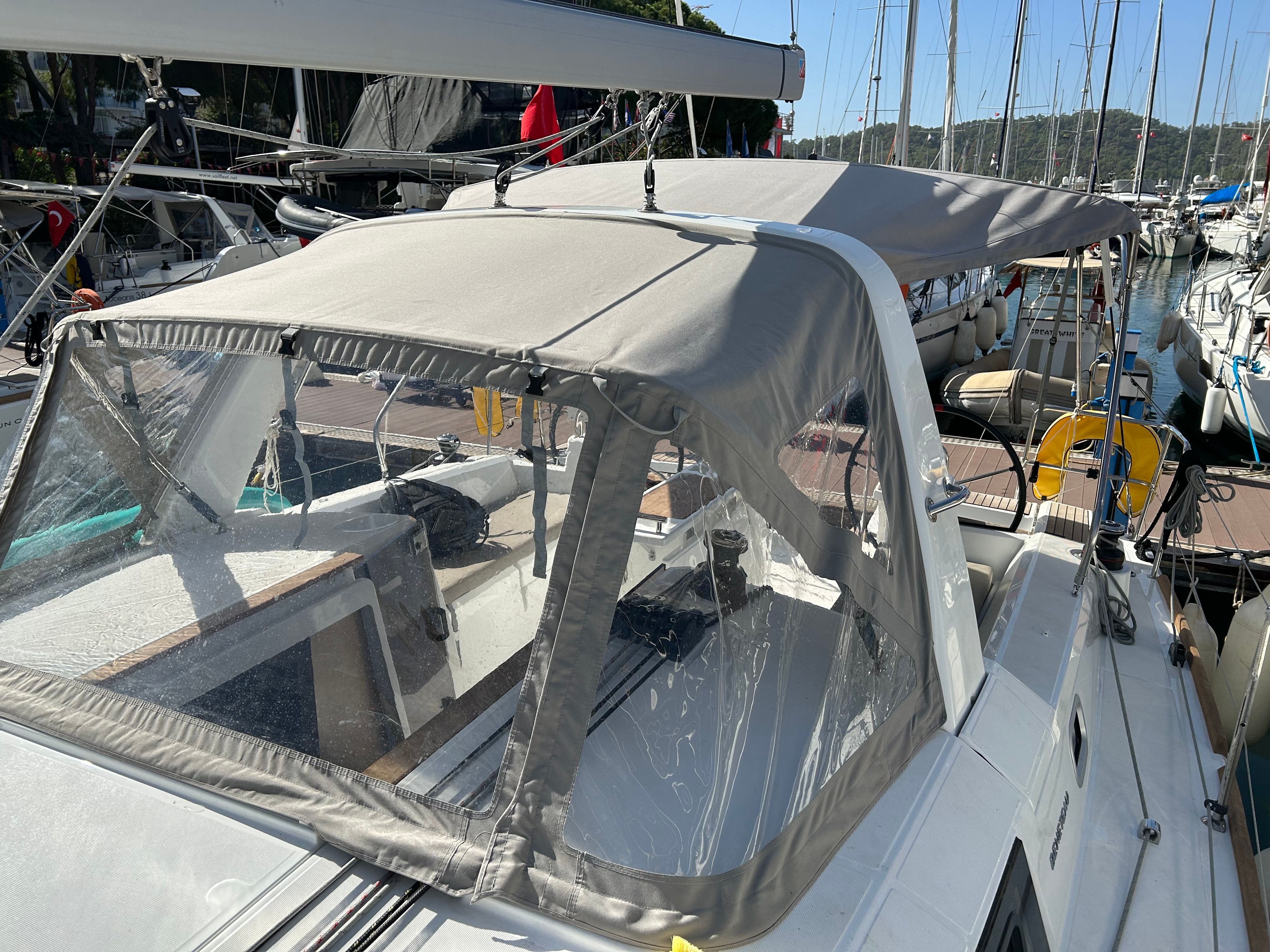 Beneteau Oceanis 38.1 | Helena