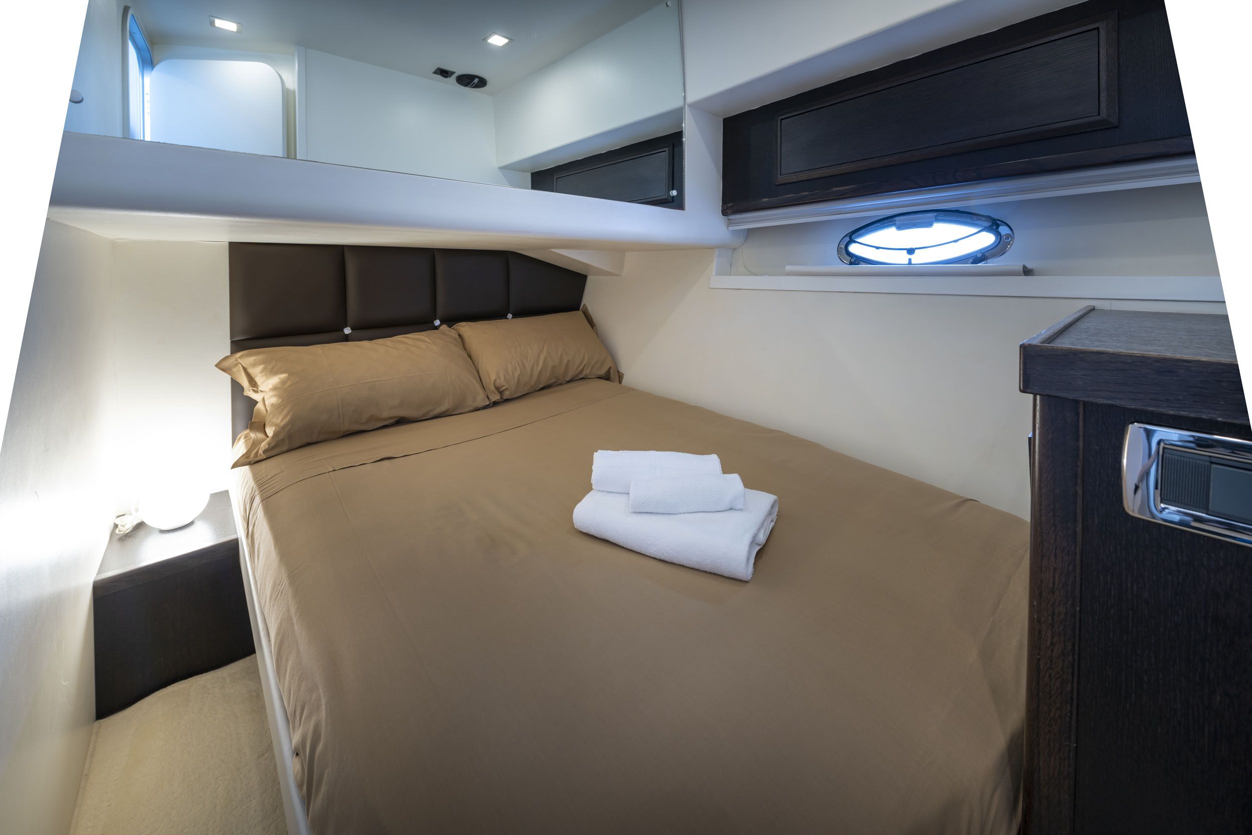 Dellapasqua DC 16 | Lululeo