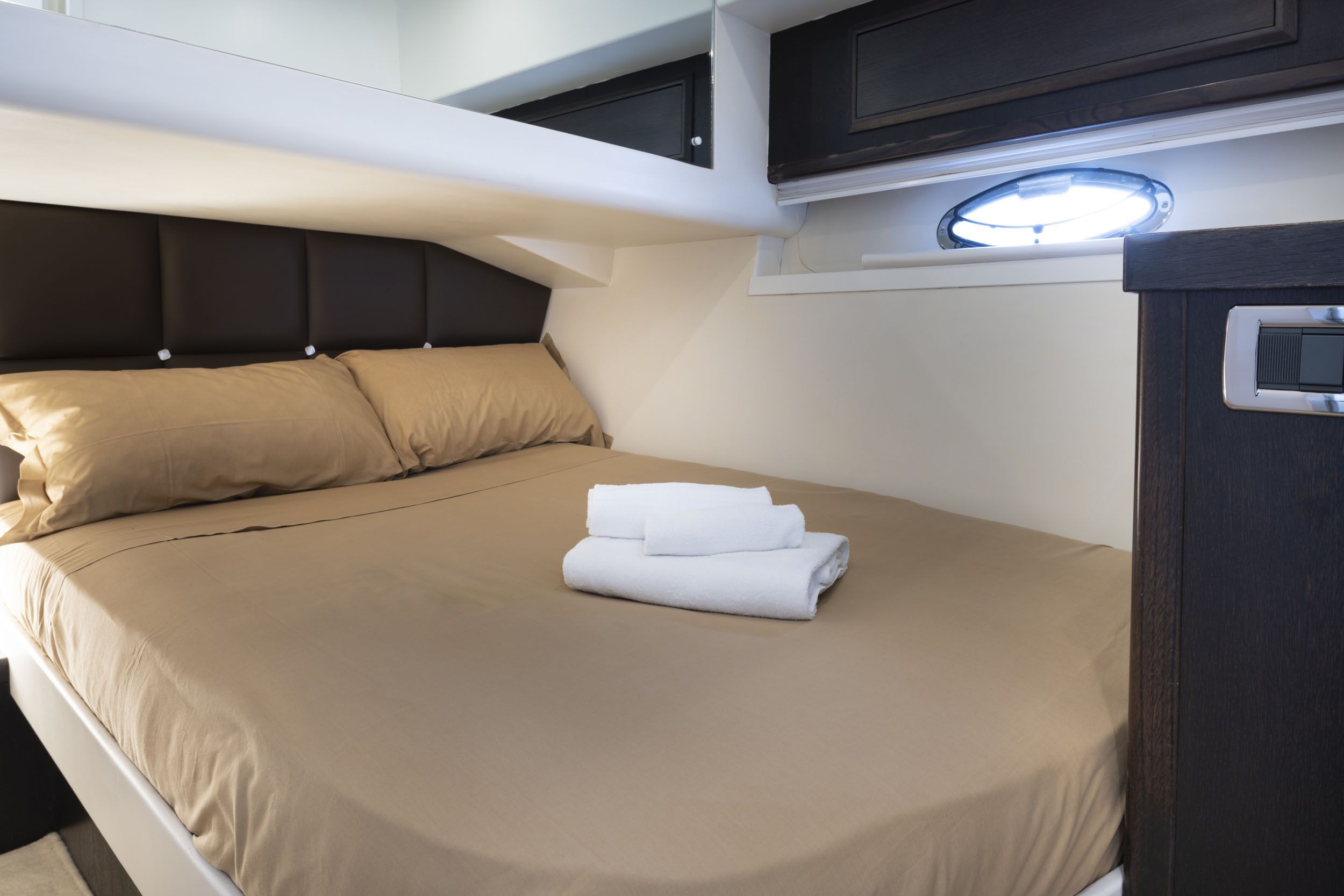 Dellapasqua DC 16 | Lululeo