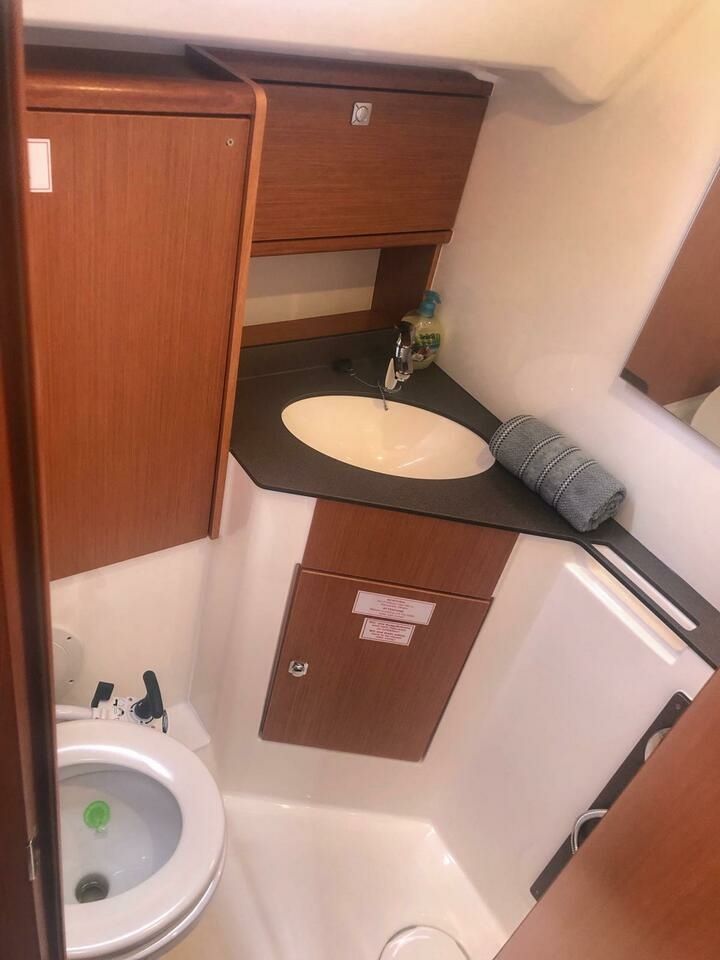 Bavaria Cruiser 46 | Slovenska 4