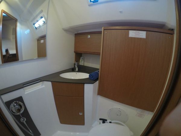 Bavaria Cruiser 46 | Slovenska 4