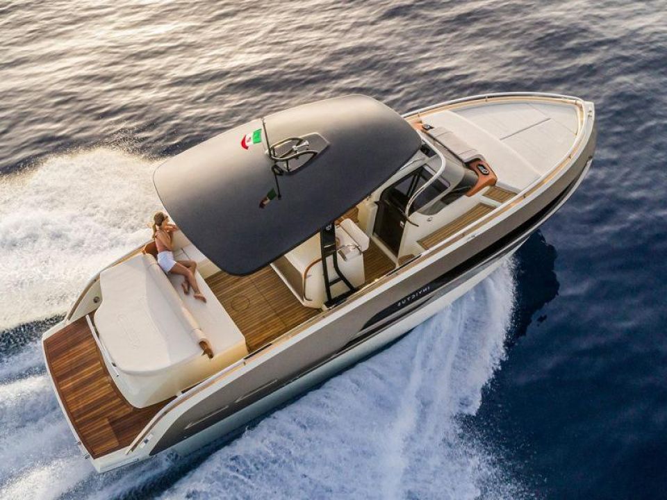 Invictus GT 320 | Gin Tonic