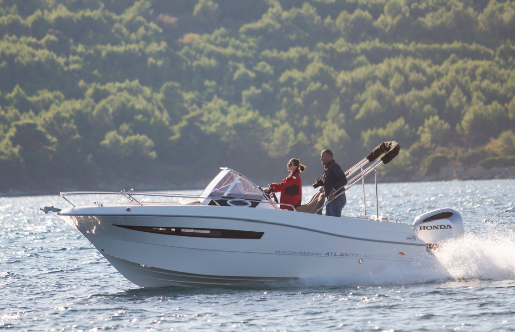 Atlantic Marine 690 | Sun Cruiser 22