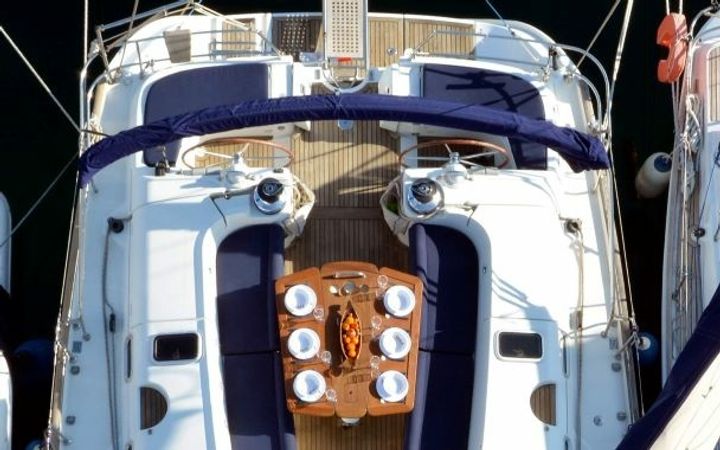 Beneteau Oceanis 523 | Blue Magic