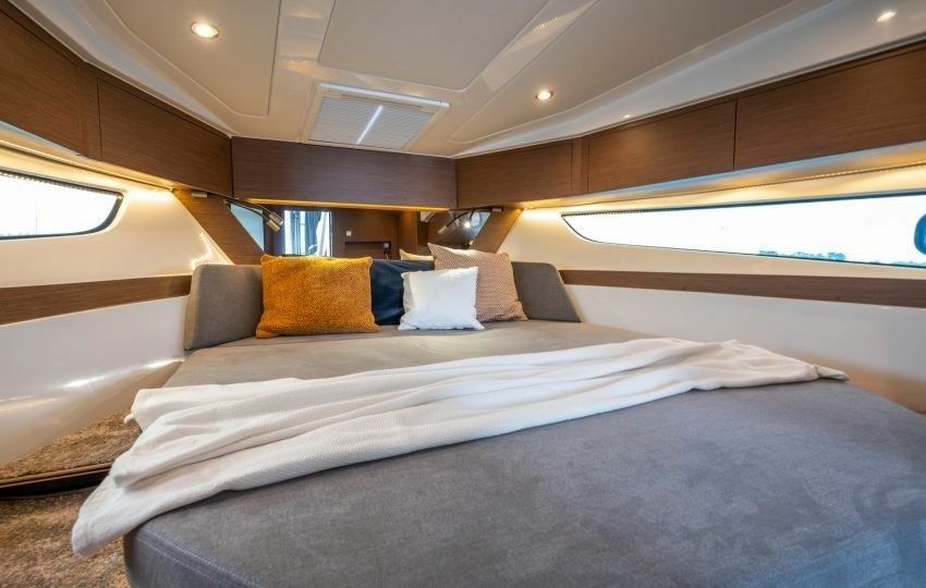 Beneteau Antares 11 Fly | Furiosa