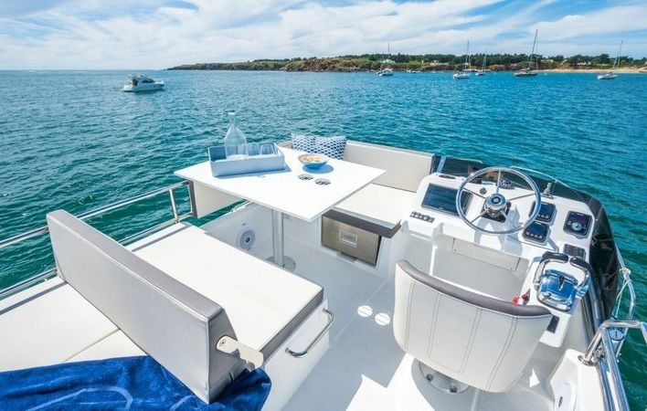Beneteau Antares 11 Fly | Furiosa