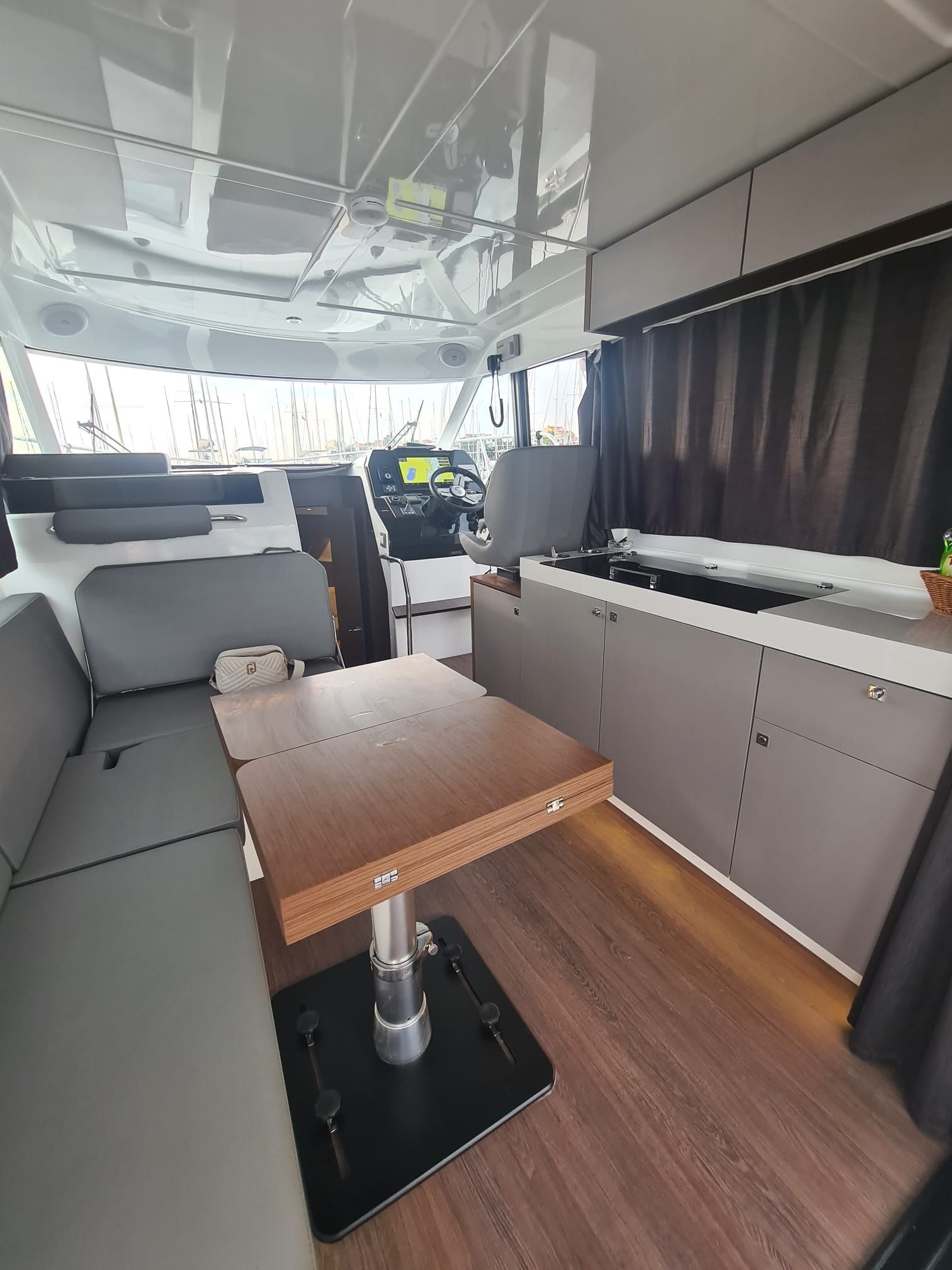 Beneteau Antares 11 Fly | Furiosa