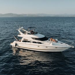 Sunseeker Manhattan 48 Fly | Klara