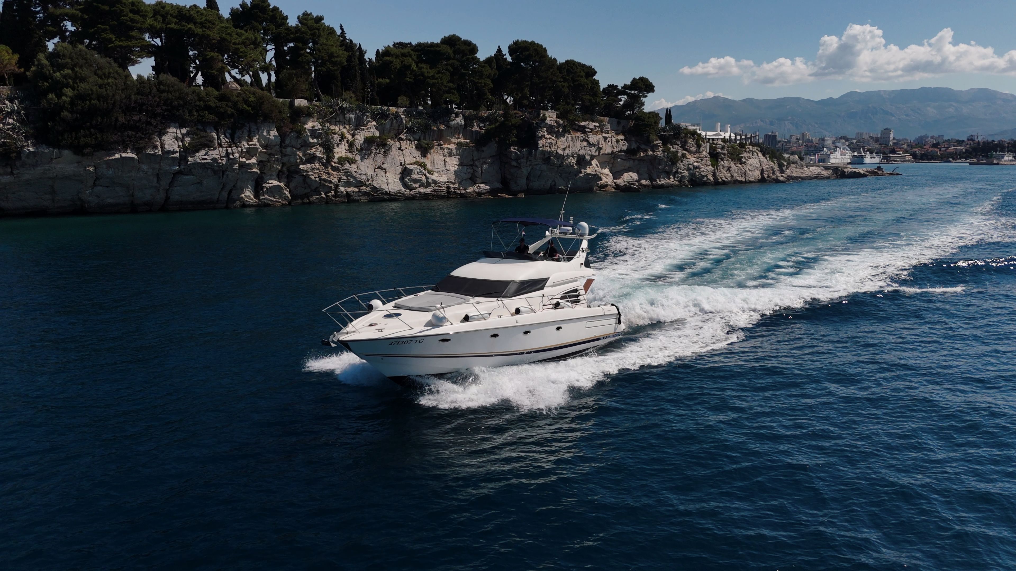 Sunseeker Manhattan 48 Fly | Klara
