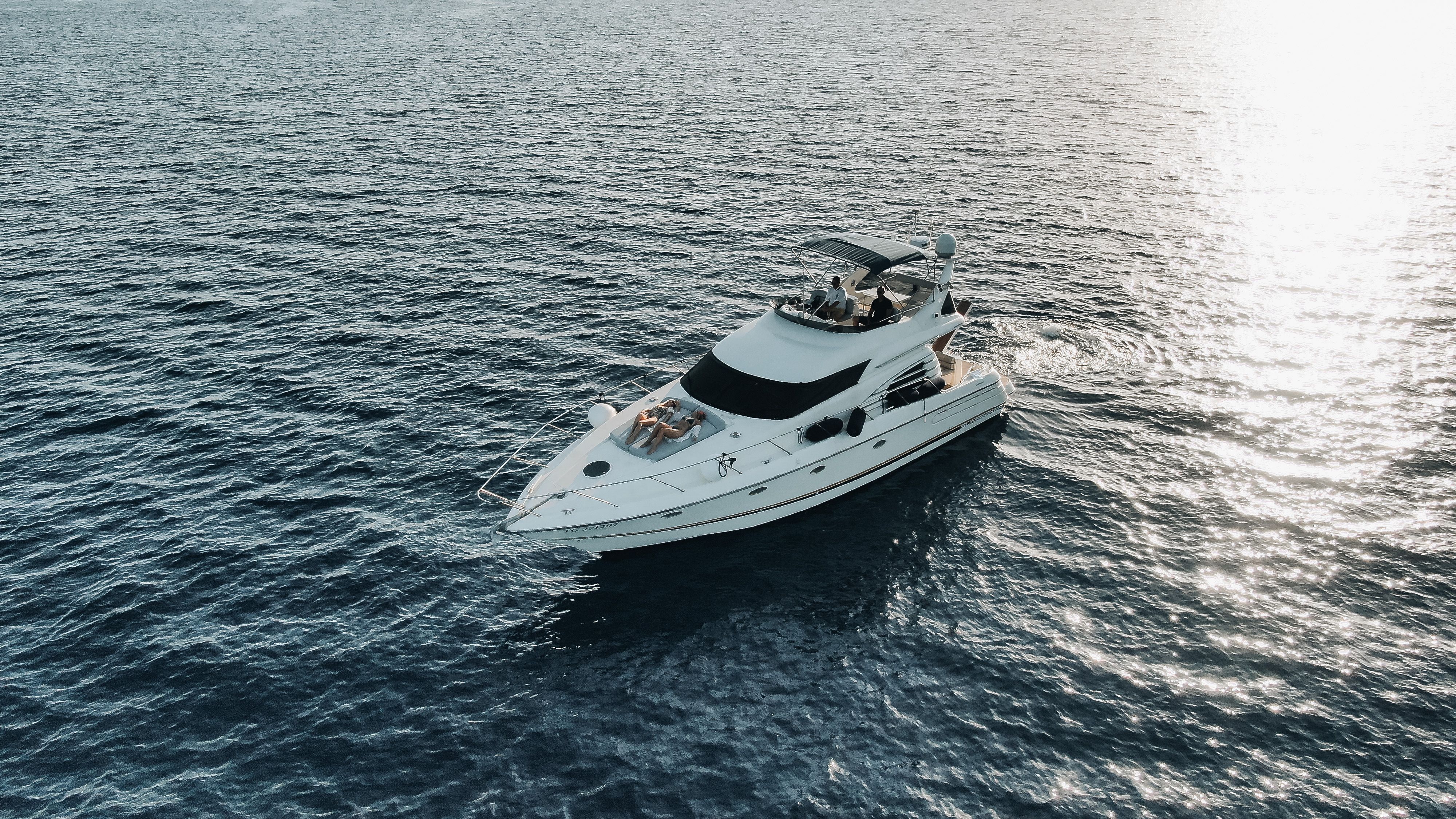 Sunseeker Manhattan 48 Fly | Klara