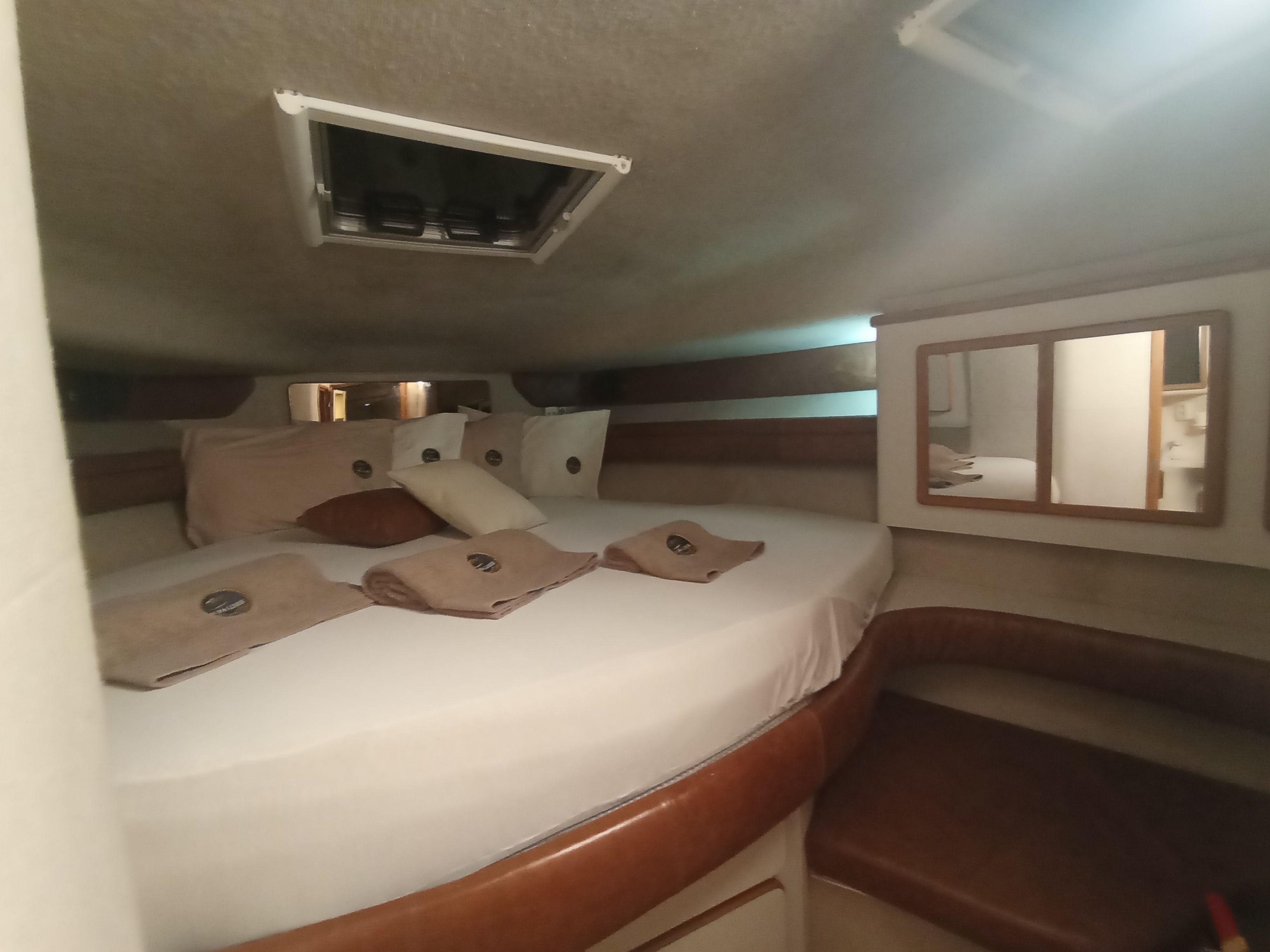Sea Ray 420 Sundancer | Alma Libre