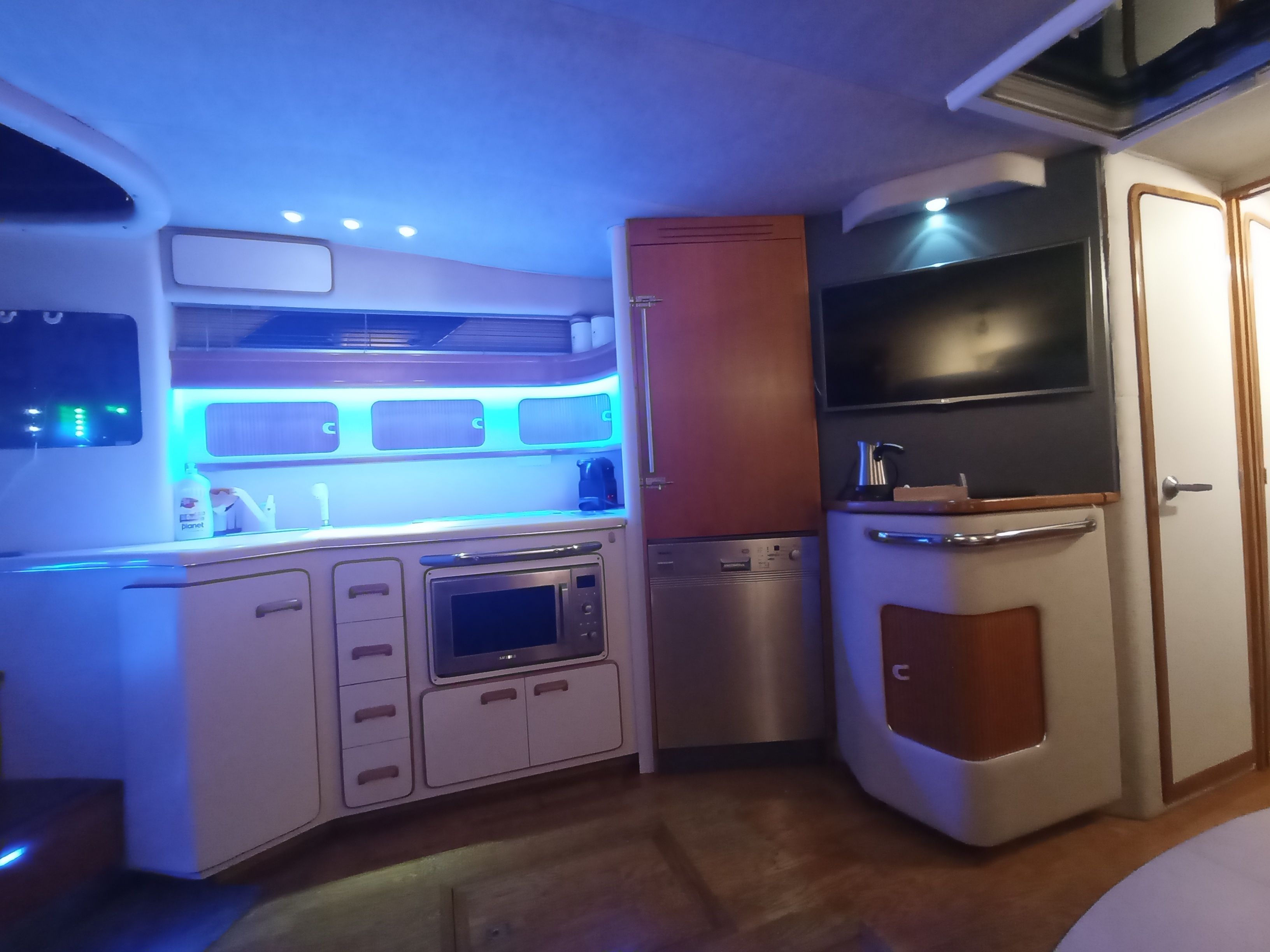 Sea Ray 420 Sundancer | Alma Libre