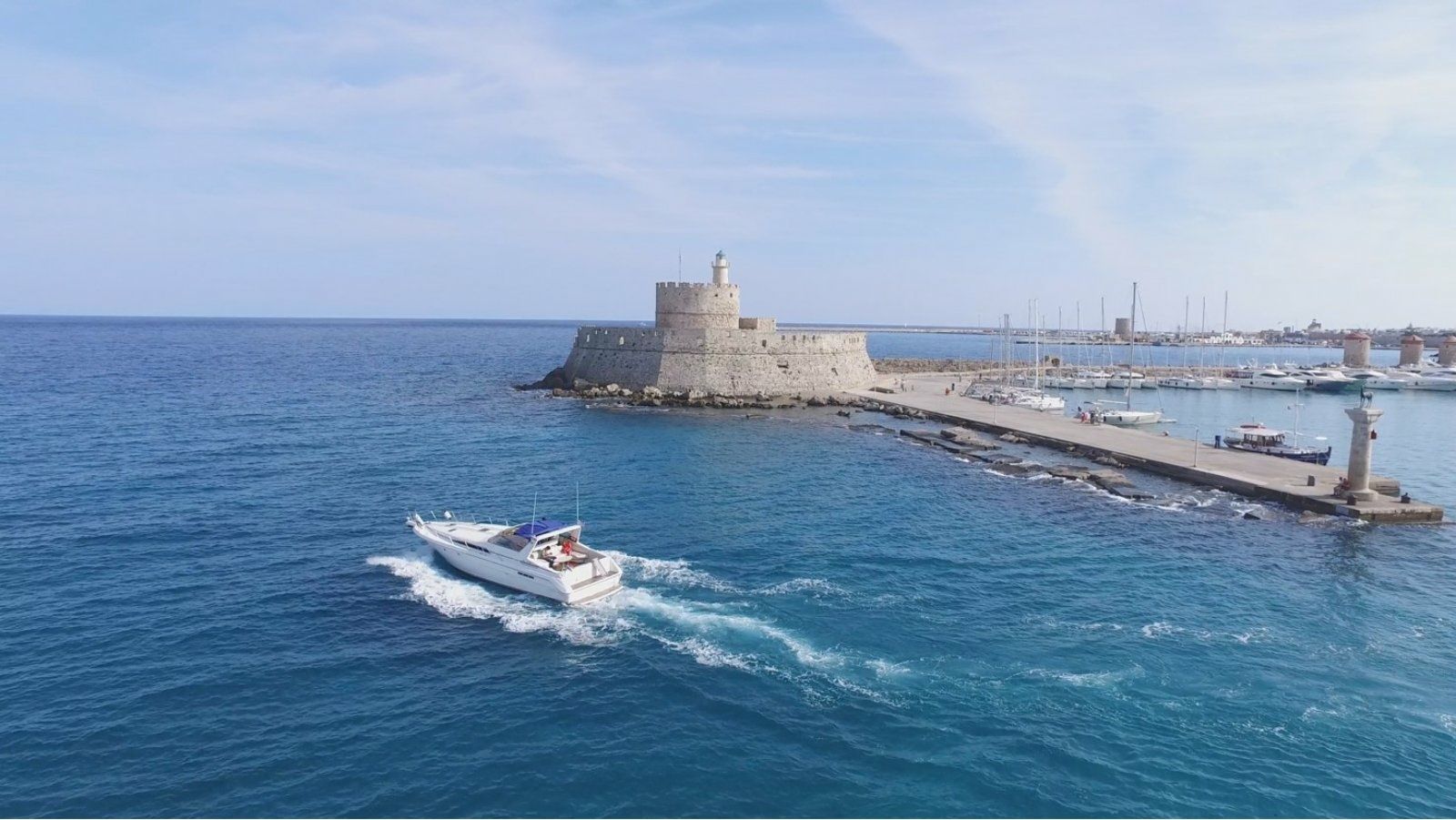 Sea Ray 420 Sundancer | Alma Libre