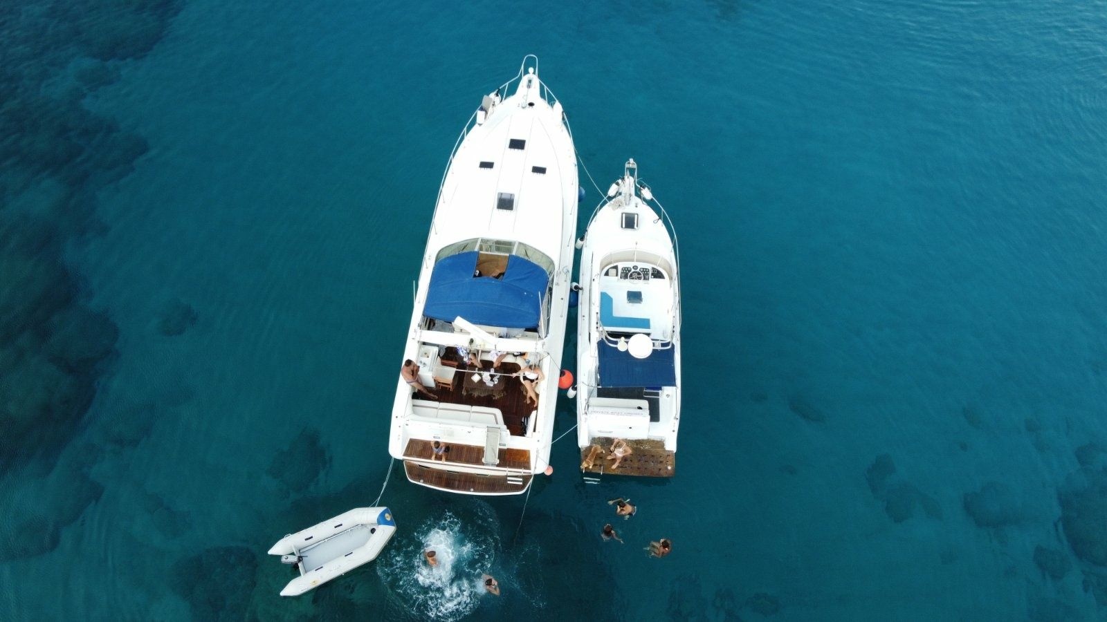 Sea Ray 420 Sundancer | Alma Libre