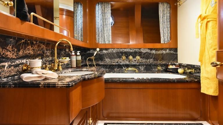 Perini Navi 151 | Tamarita