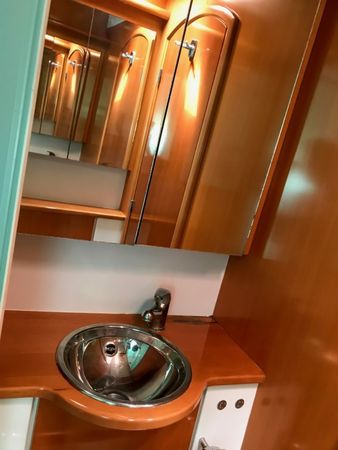 Lagoon 500 | Sand Star