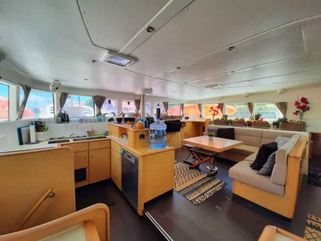 Lagoon 500 | Sand Star