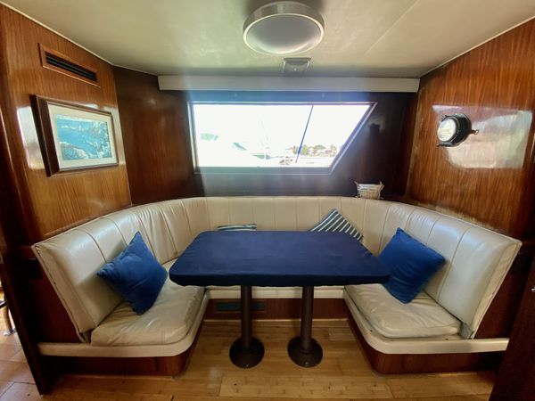 Hatteras 75 | Aurora