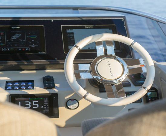 Azimut S7 | Mudita