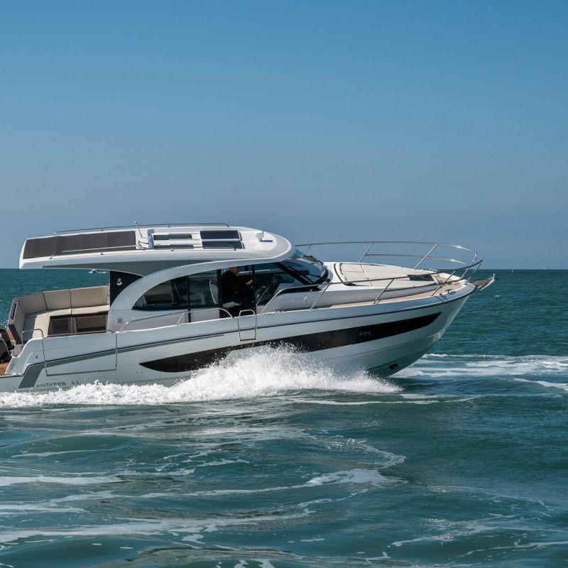 Beneteau Antares 11 | Ela