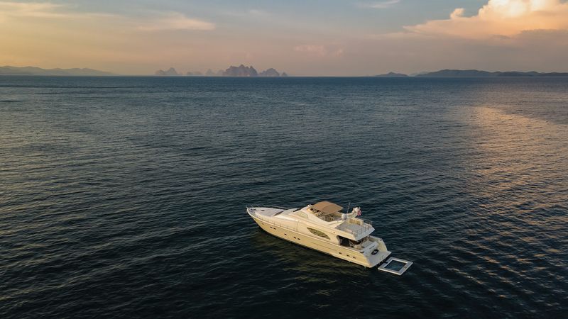 Ferretti 80 | Sofia