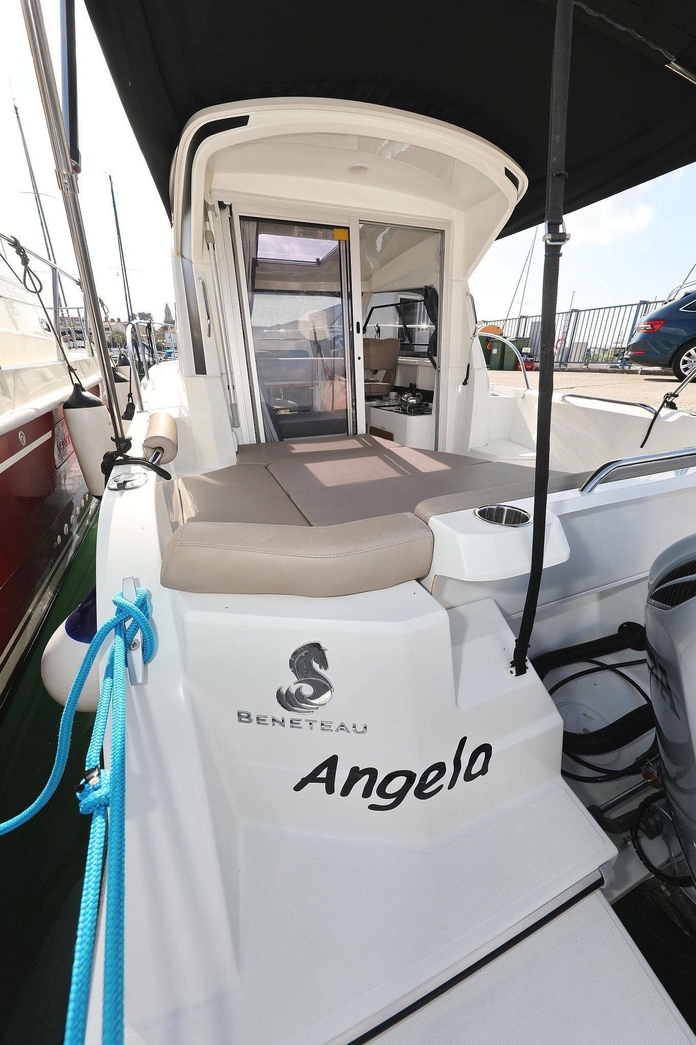 Beneteau Antares 8 | Angela