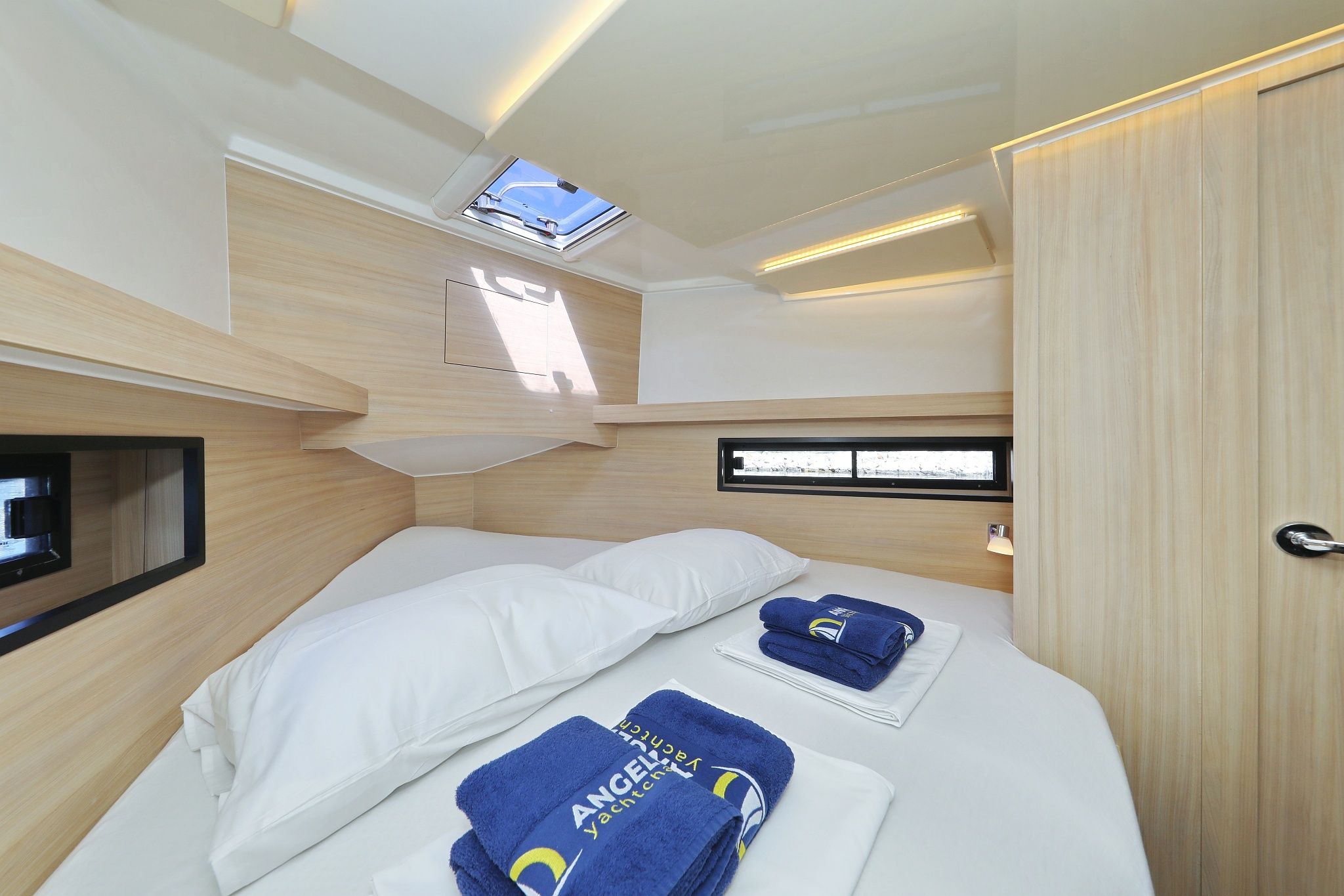 Cobra Yachts 40 | Batu