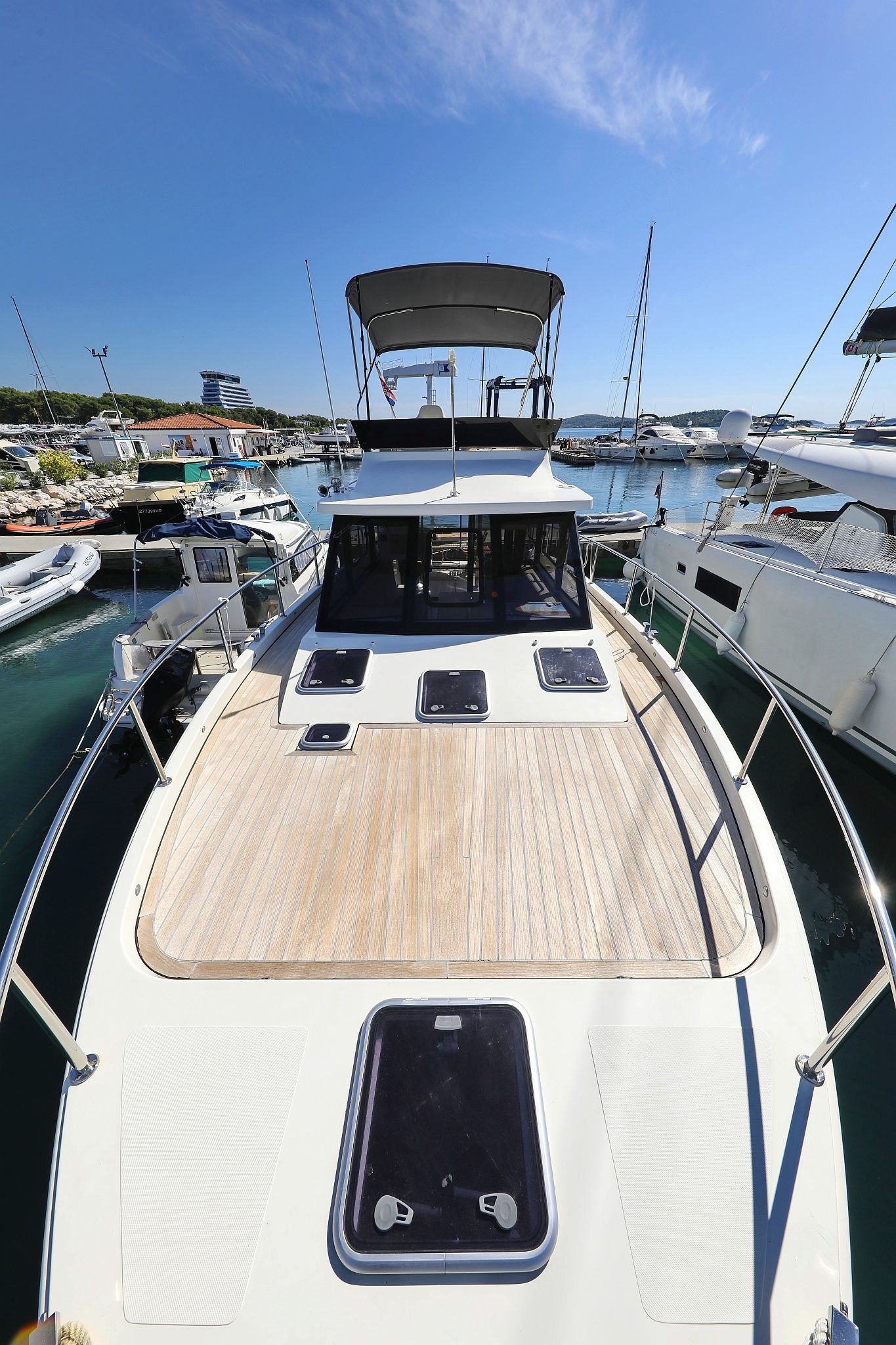 Cobra Yachts 40 | Batu