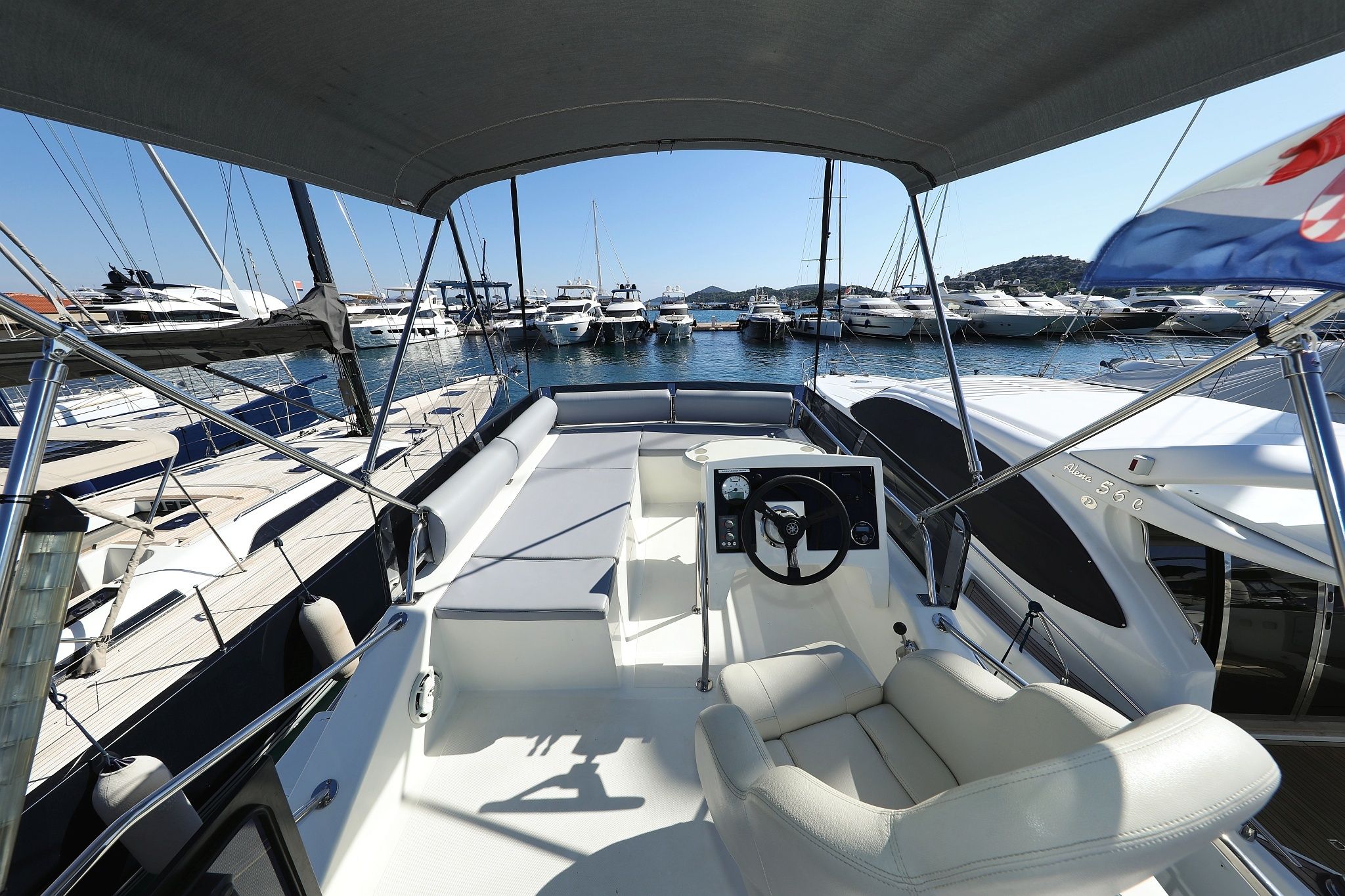 Cobra Yachts 40 | Nanda