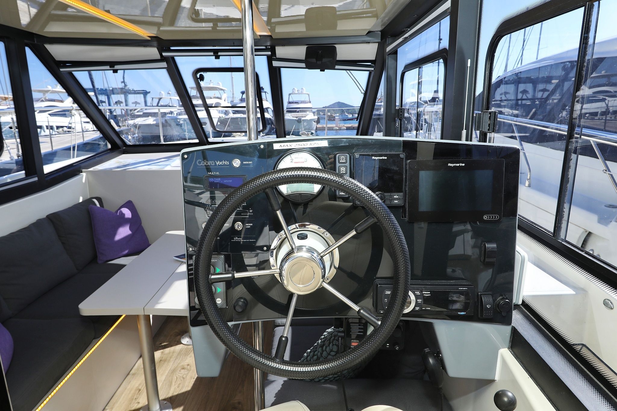 Cobra Yachts 40 | Nanda