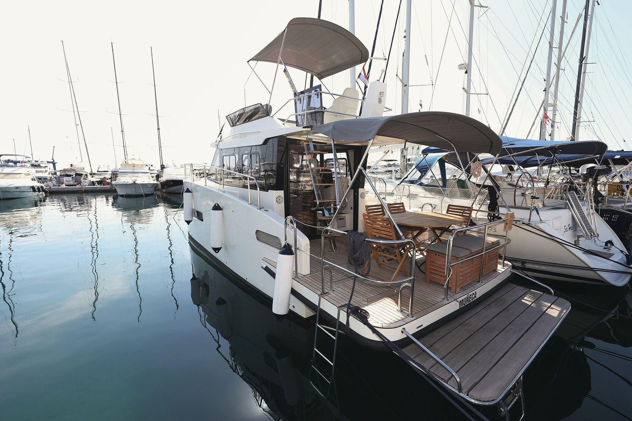 Cobra Yachts 40 | Muneca